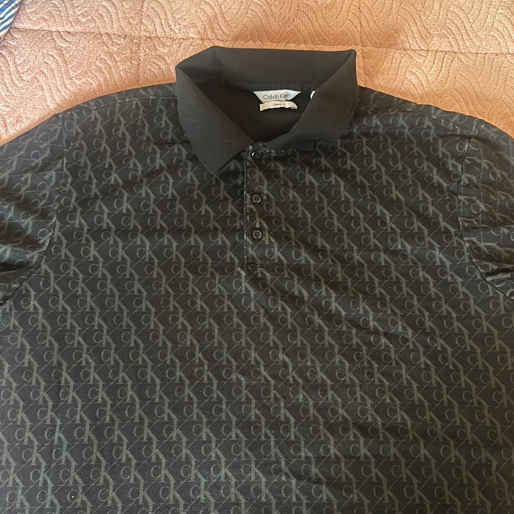 Calvin Klein Men's Black Patterned Polo Shirt
